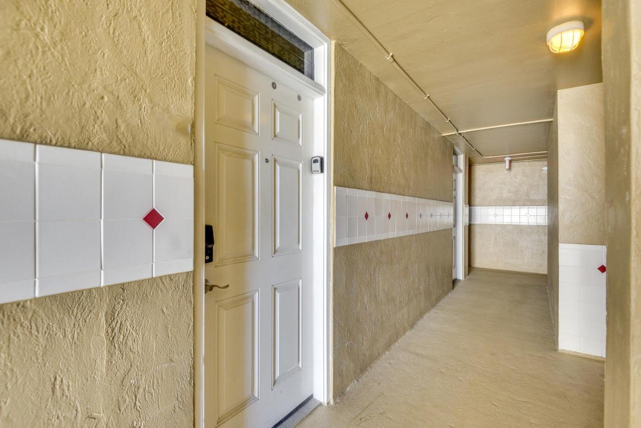 Breezy Daytona Beach Studio With Balcony And Views! Luaran gambar