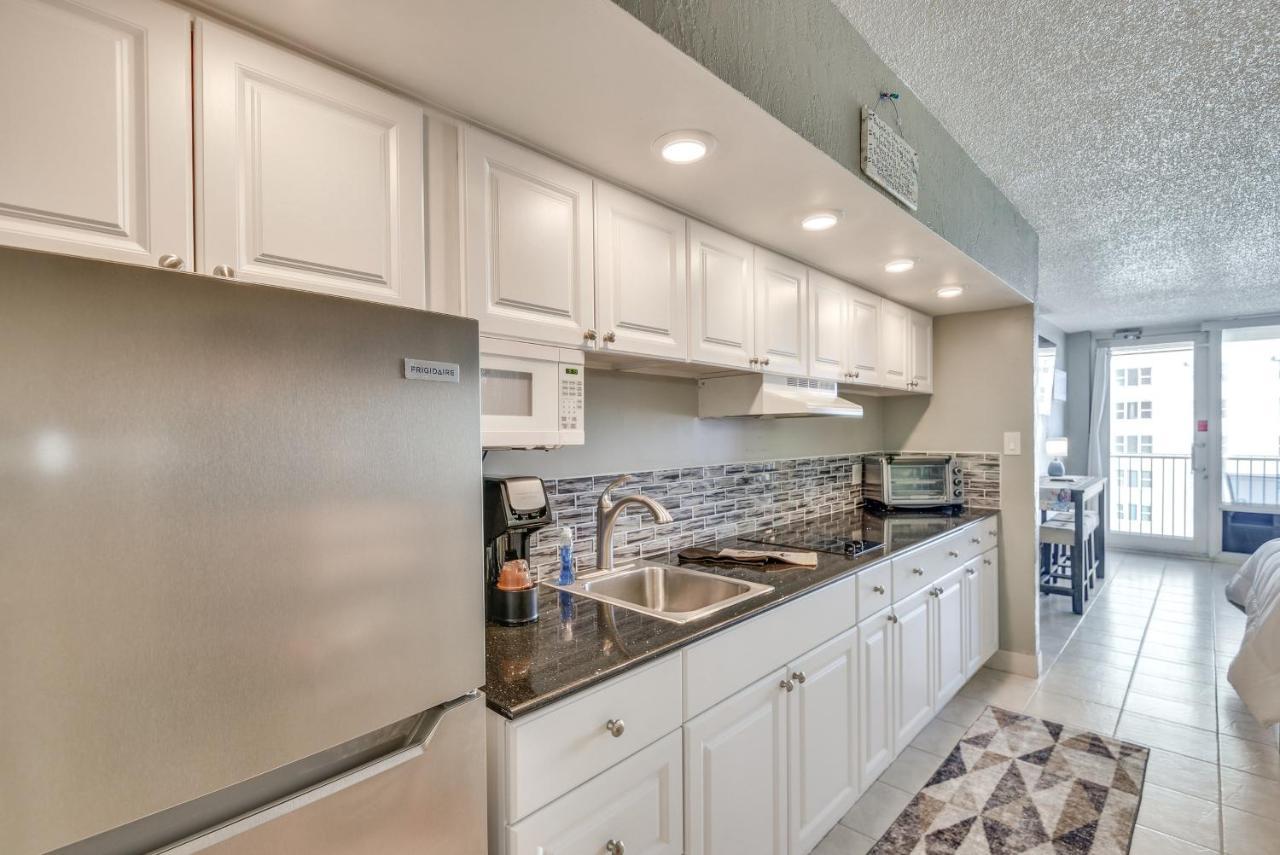 Breezy Daytona Beach Studio With Balcony And Views! Luaran gambar